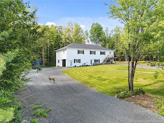 2nd image of 174 Rockwood Way