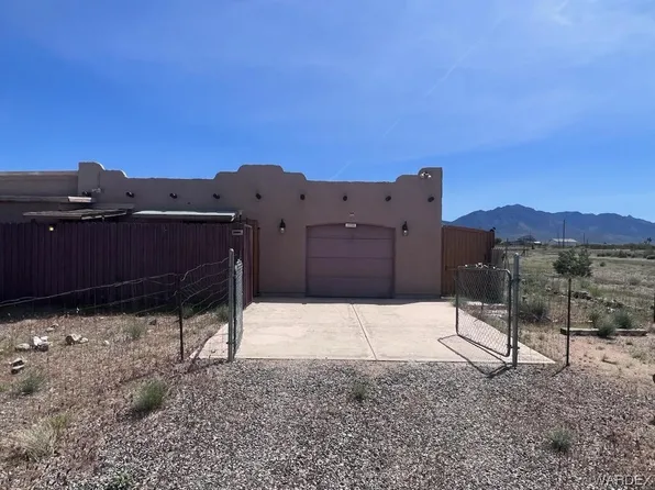 15756 N Edgemont Rd, Dolan Springs, AZ 86441