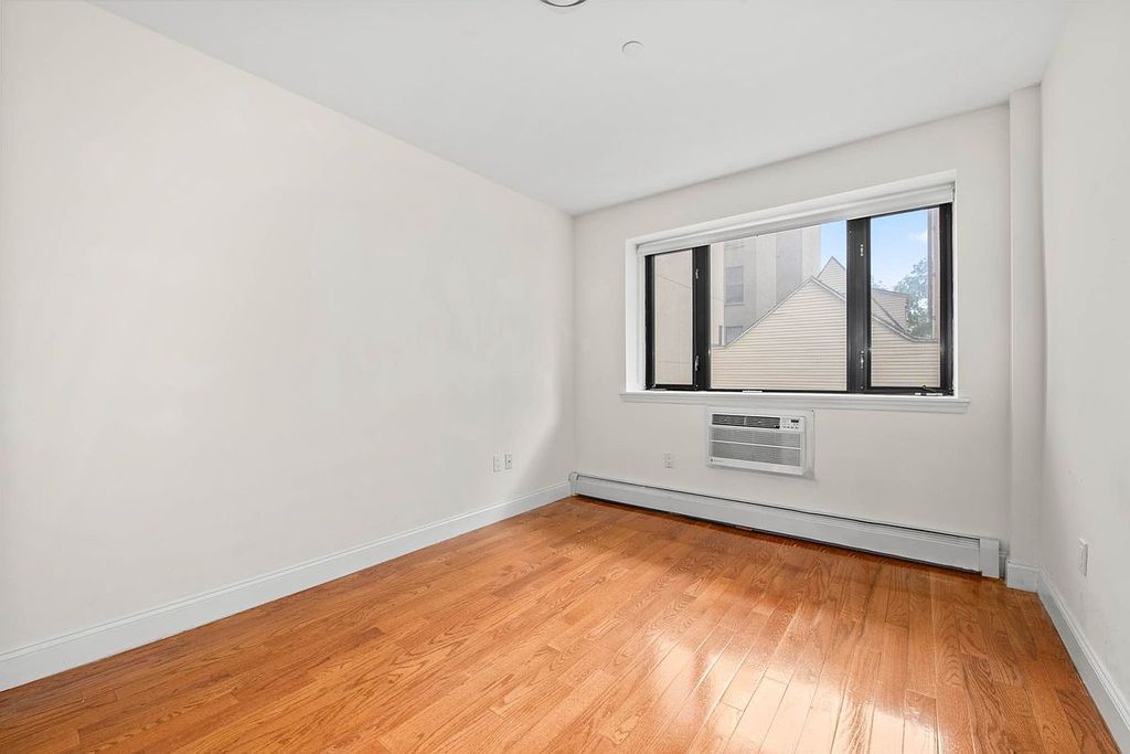 456 W 167th St APT 2A, New York, NY - View 5