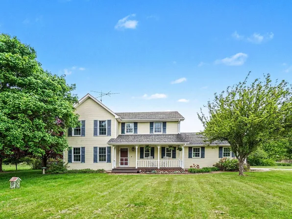 7889 N 26th St, Kalamazoo, MI 49004