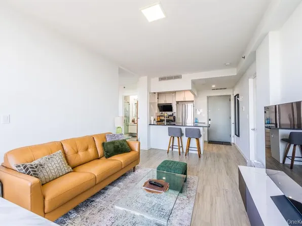 144-27 Sanford Avenue image 7 of 29