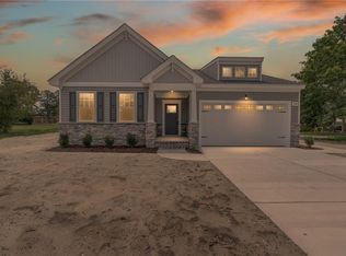 104 Currituck Sound Dr, Currituck, NC 27929