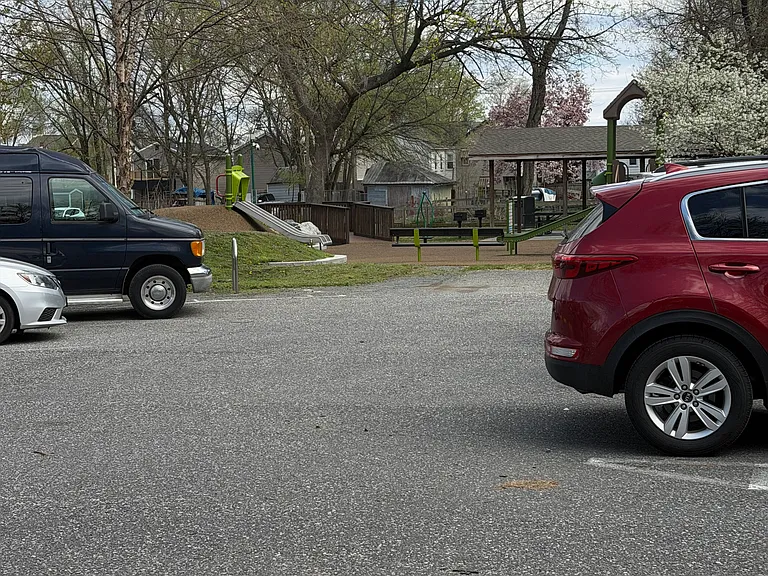 2 Lincoln Ave — Photo 7