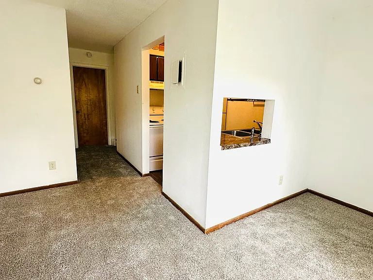 721 Buchanan Ave #4 — Photo 8