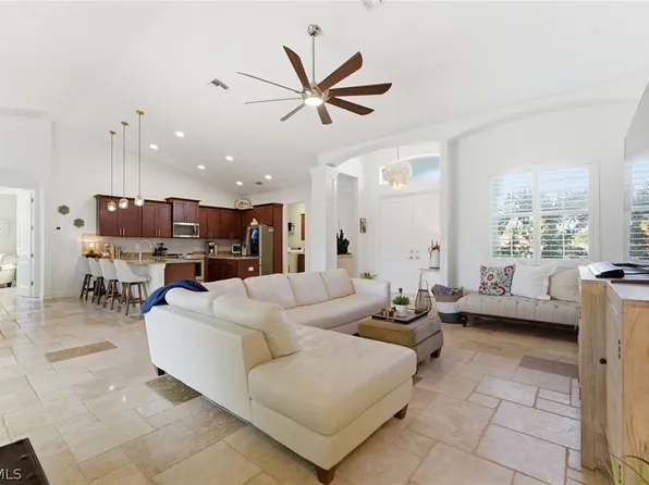 3905 Agualinda Blvd, Cape Coral, FL 33914