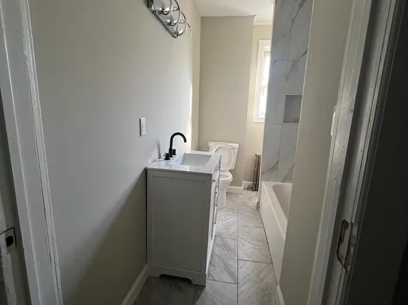 147 Barnt Ave, Trenton, NJ 08611