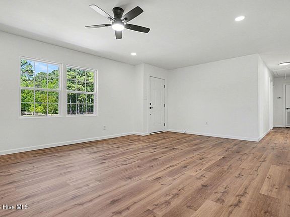 4th image of 4734 Hathaway Road
