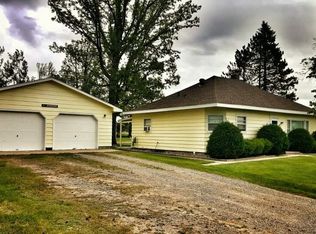 723 NE 7th St, Grand Rapids, MN 55744