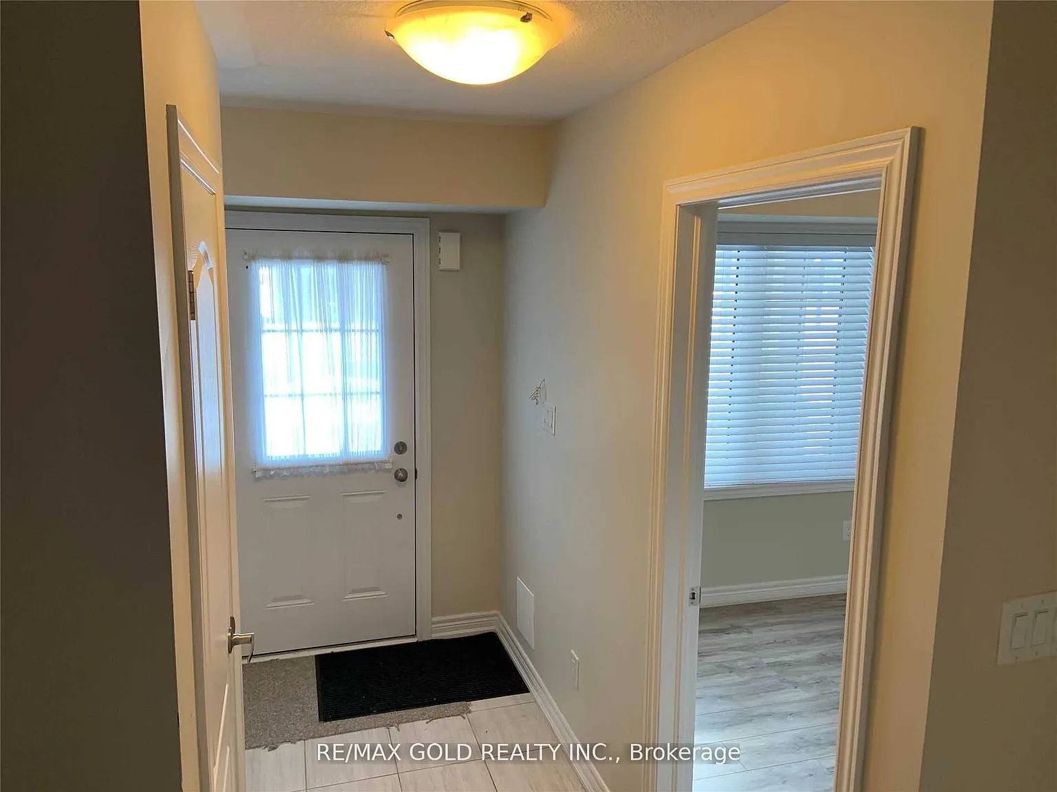 5 bed, $2,850 — Photo 3