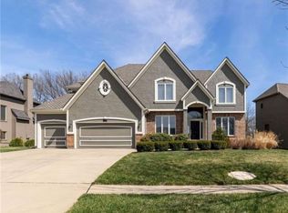 9429 Falcon Ridge Dr, Lenexa, KS 66220