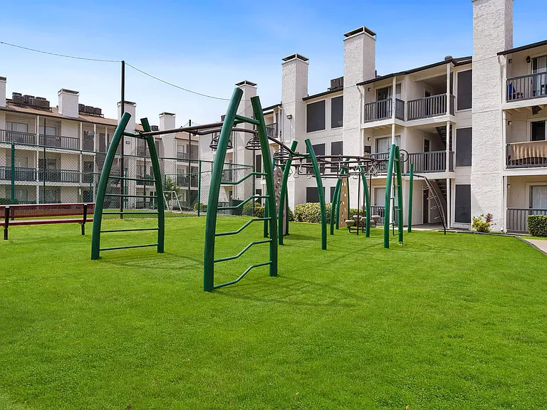 Solmere Dallas — Photo 15