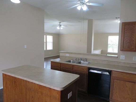 2nd image of 1508 Redman Dr