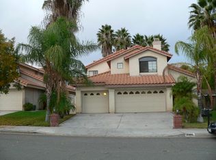 2997 Pembroke Cir, Corona, CA 92879