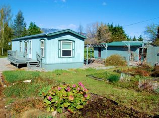 475 Wapato Lake Rd, Manson, WA 98831