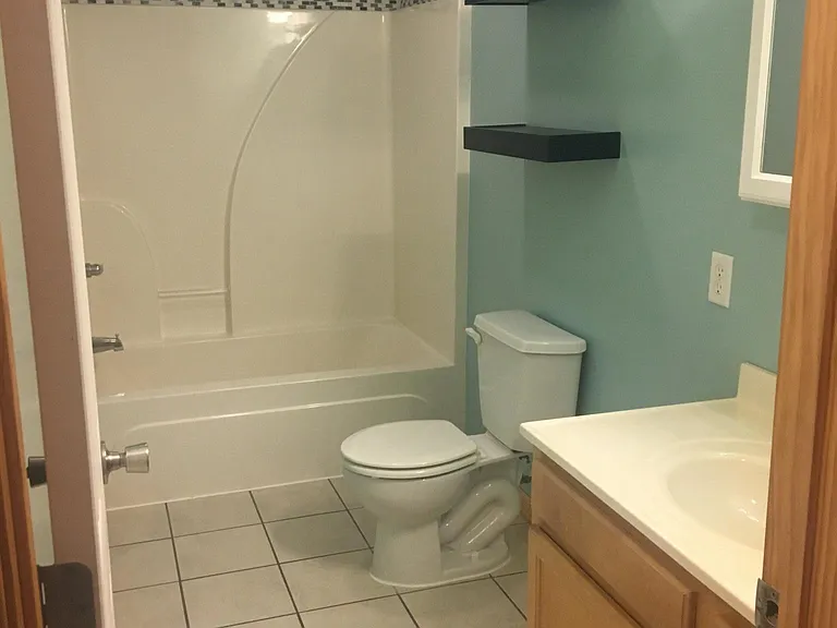 1303 California Ave — Photo 8