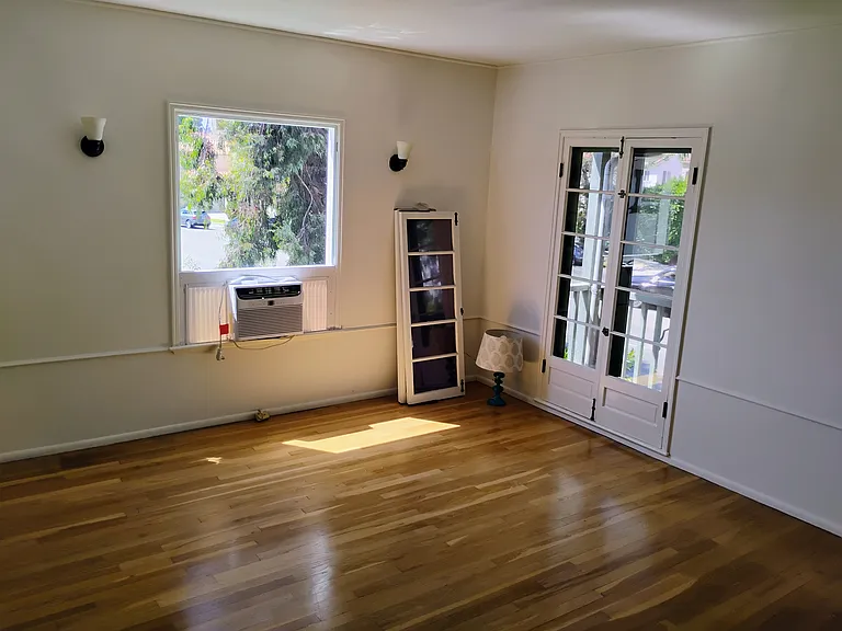 6264 W Olympic Blvd — Photo 27