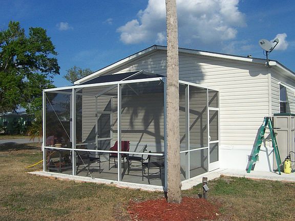 2nd image of 945 Yacht Club Way