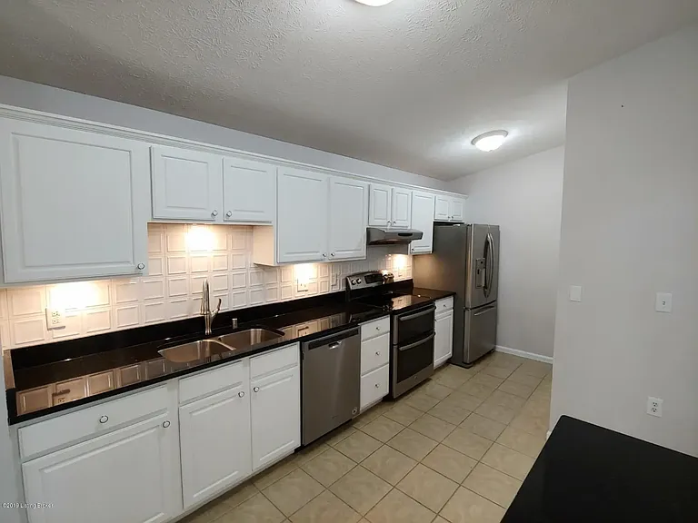 10405 Trotters Pointe Dr #204 — Photo 14