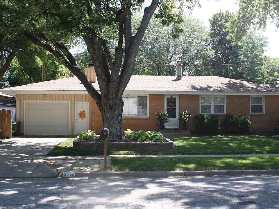 1st image of 2220 N 61st St