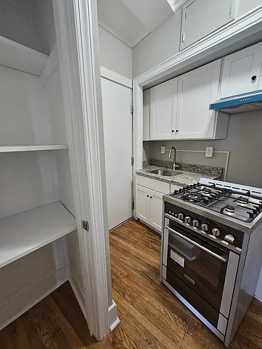 1175 Chapel St #401 Photo 1