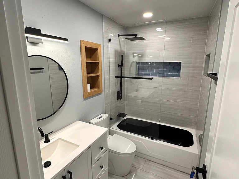 4518 W Rogers Ave — Photo 7