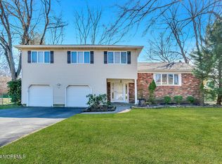 7 Faith Dr, Ocean, NJ 07712