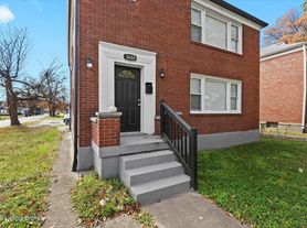 1600 Algonquin Pkwy, Louisville, KY