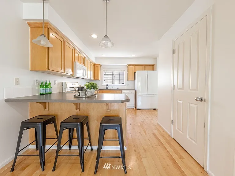 12719B Greenwood Ave N #B — Photo 11