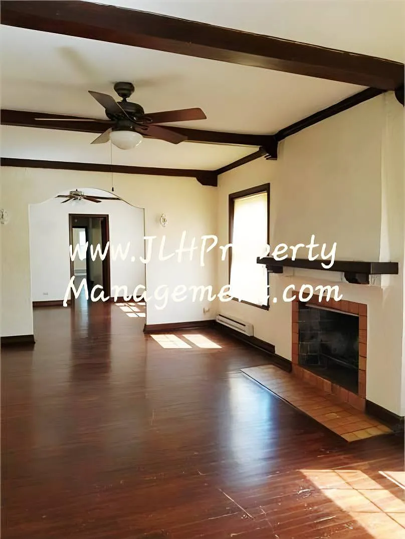 624 W. Stephenson St - 3 — Photo 2