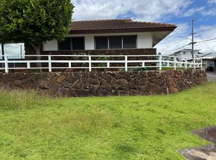 1008 Hoomoana St #B, Pearl City, HI 96782