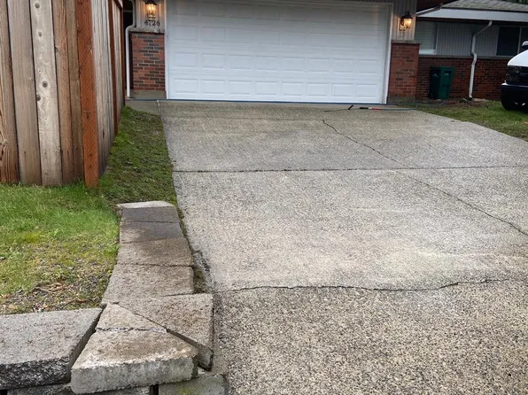 4726 108th Ave NE, Kirkland, WA 98033