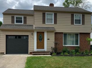 1380 Villa Dr, South Euclid, OH 44121