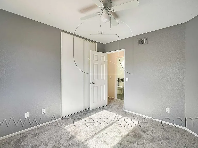 29002 Spindrift Cir — Photo 18