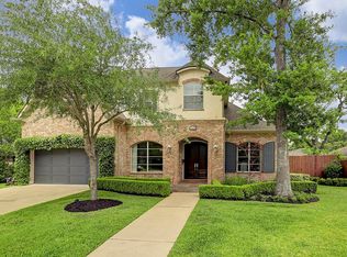 8706 Lupton Ln, Houston, TX 77055
