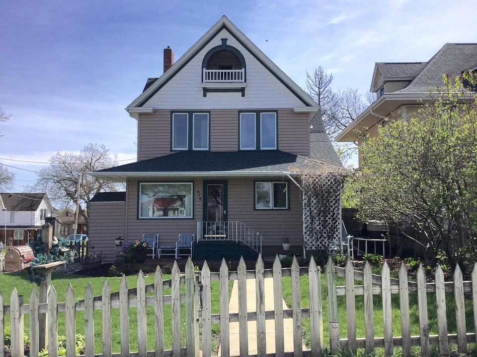 1st image of 616 Park Ave