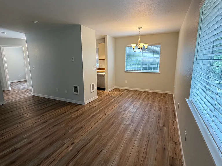 5706 183rd Ave E #3 — Photo 5