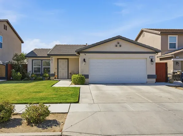 529 Elizabeth Ave, Sanger, CA 93657