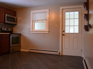 46 Maple St, Rochester, NH 03867