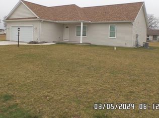 26109 Northland Crossing Dr, Elkhart, IN 46514