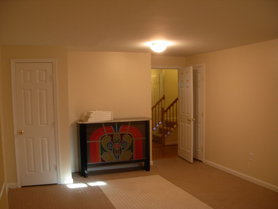 1st image of 400 Fair Oaks Ave