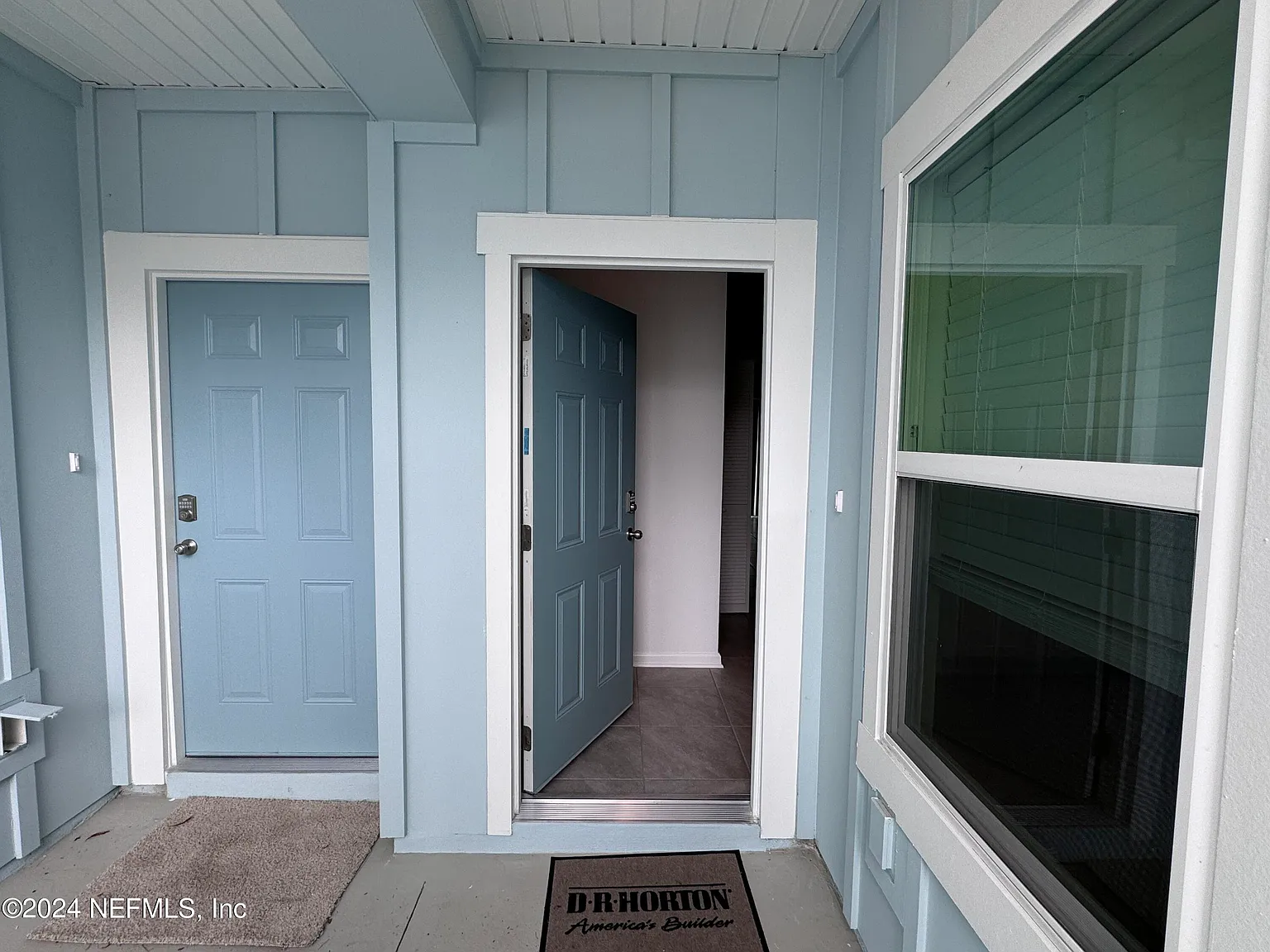 2 bed, 2.5 bath, 1210 sqft, $1,795 — Photo 4