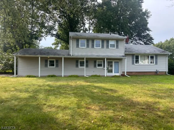 190 Jupitor St, Clark Twp., NJ 07066