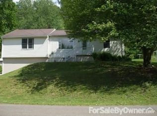 578 N State St, Crooksville, OH 43731