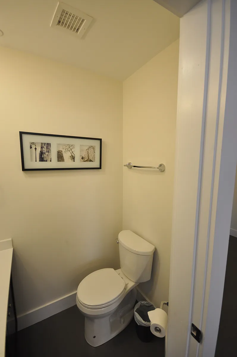 Building Photo - 659 Massachusetts Ave #4A