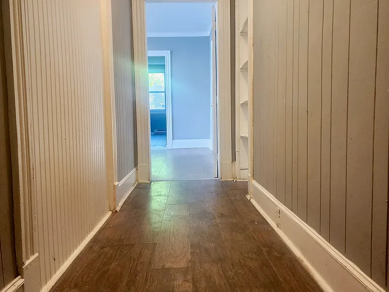 25 Laurel St #1 — Photo 3