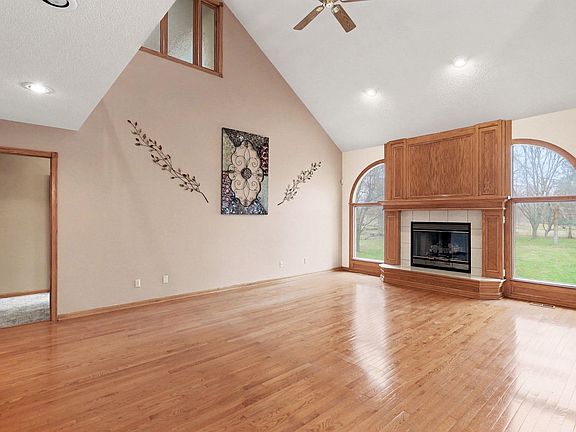 5th image of 2318 N Cedar Downs Ln
