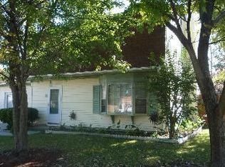 5 Lake Walk Xing, Hampton, VA 23666