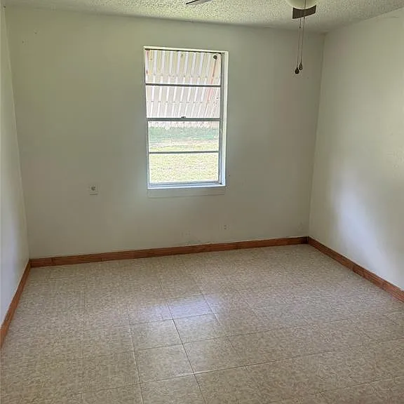 1825 E Pierce St — Photo 9