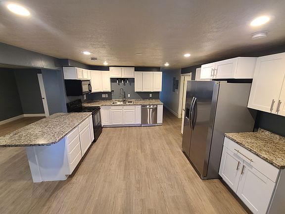 2nd image of 6633 W Sierra Oaks Dr