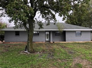 310 Cook St E, Nevada, TX 75173